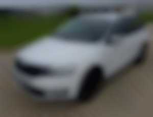 Škoda Rapid Spaceback Hatchback 77kw Manuál 