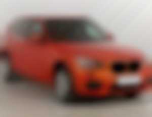 BMW X1 xDrive18d Automat, Koža, Navigácia, Xenóny