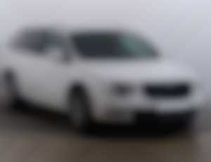 Skoda Superb 2.0 TDI Serv.kniha, Xenóny, Tempomat