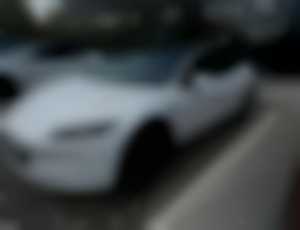 Tesla Model 3 Long Range RWD