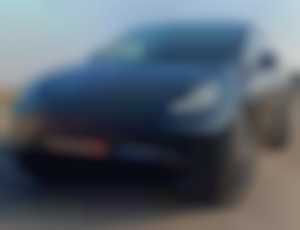 Tesla Model Y Performance Dual Motor Long Range 75...