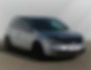 VW Golf Trendline 1.6 Serv.kniha