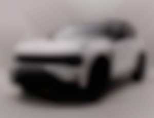 Lynk  Co 01 01 MORE PHEV