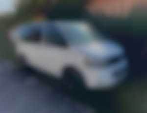 Volkswagen T5 Transporter 8 miest Automat