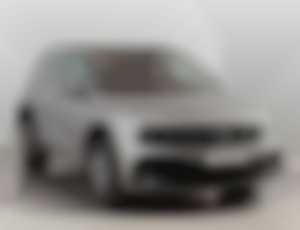 VW Tiguan 2.0 TDIR-Line , DPH, 1.MAJITEL