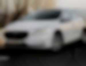 Volvo V40 T2 2.0L 122k Momentum