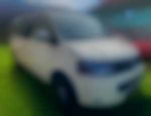 Volkswagen Caravelle T5 2.0TDI 103kw DSG Bi-Xenon 8-miestna