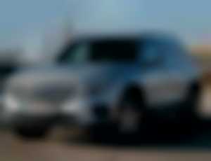 Mercedes-Benz GLB 200d A8  AJ NA SPLÁTKY  PROTIH...