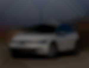 Volkswagen Golf 2.0 TDI 85kW Life  AJ NA SPLÁTKY ...