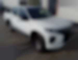 Mitsubishi L 200 L200 2.4 DI-D Double Cab Invite 4...