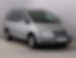 VW Sharan Comfortline 2.0 TDI 7 Miest, Serv.kniha,...