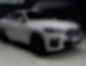 BMW X6 xDrive 30d mHEV AT