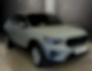 Volvo XC40 CORE, B3 FWD, 12010 kW  163