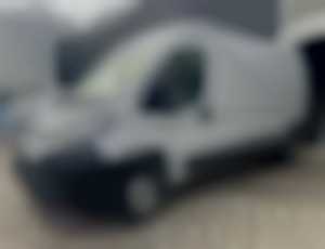 Citroën Jumper Furgon 35 L3H2 2.2 BlueHDi 140 €6.4...