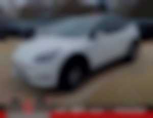 Tesla Model Y Dual Motor Long Range AWD