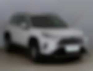 Toyota RAV 4 2.5 Hybrid, DPH,ČR