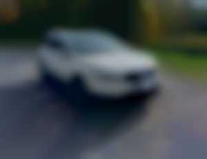 Nissan Qashqai 4x4 7miestne Panorama 2012