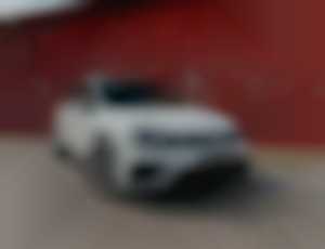 Volkswagen Golf 7 R 2.0 TSI BMT R 4MOTION