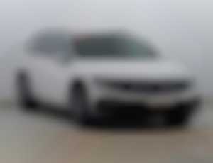 VW Passat 2.0 TDIR-Line , automat