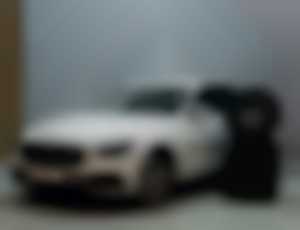 Mercedes-Benz E trieda Kombi 220 d 4MATIC AT