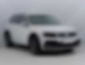 VW Tiguan 2.0 TDIR-Line , KOUPENO V ČR,4x4