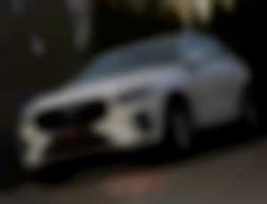 Volvo XC60 2.0 B4 mHEV Momentum Pro AWD AT