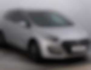 Hyundai i30 CW 1.6 GDIWeekend , ČR,2.maj, Serv.kni...