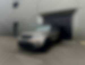 Land Rover Discovery 3.0 I6 D300 MHEV SE AWD AT