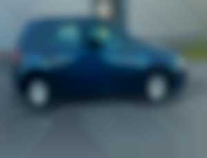 Volkswagen Golf V 1.6 75kw-- nová stkek --