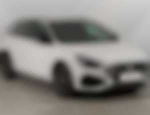 Hyundai i30 Classic Plus 1.5 T-GDI MHEV Automat, S...