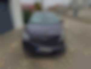 Toyota Verso 2.0 D-4D 2011 havarované