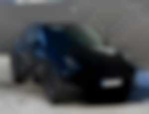 Tesla Model Y Long Range Dual Motor Performance AW...