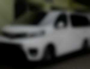 Toyota ProAce Verso Minibus L2, 75 kWh 94SOH 136k