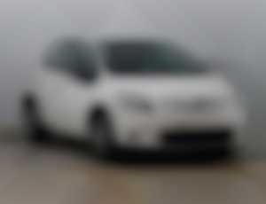 Toyota Auris 1.6 Valvematic, Vyhř. sedaček