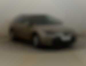 Toyota Corolla 1.5 VVT-iomfort , ČR,2.maj, Serv.kn...