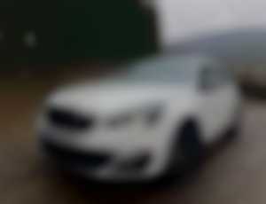 Peugeot 308 1.2 ( benzín ) ALLURE, AUTOMAT, 56 000 km