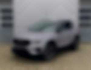 Volvo XC40 2.0 B3 mHEV Plus AT 