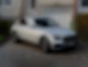 Mercedes-Benz E trieda Sedan 220 d AT