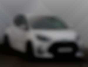 Toyota Yaris 1.5 VVT-i Hybrid, Automat, ČR,2.maj