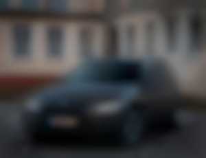 BMW Rad 3 Touring 320d xDrive AT  AJ NA SPLÁTKY...