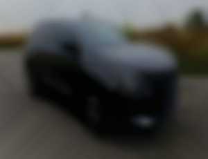 Predám Peugeot 5008 96kw benzín Allure AT, 7 miestne r.2023