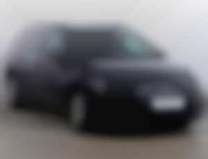 VW Golf 1.5 TSI Tempomat, Park. senzory, Vyhř. sed...