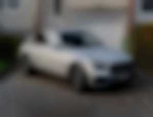 Mercedes-Benz E trieda Sedan 220 d AT