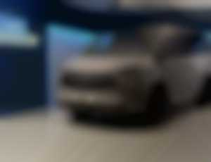 Ford Tourneo Custom 320 L1H1 8 Míst TITANIUM X LED...