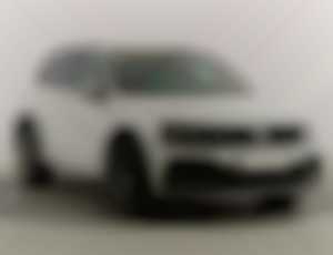 VW Tiguan 1.5 TSIR-Line , digi klima