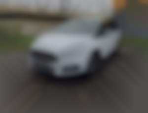 S-MAX 2,0 TDi 140kW manuál, 7 miest, webasto