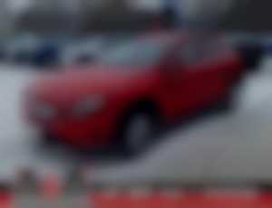 Mercedes-Benz GLA 180 AT