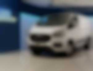 Ford Transit Custom 320 L1H1 96 KW Klima kamera AC...