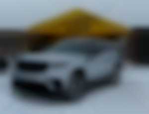 Land Rover Range Rover Velar 2.0 Si4 HSE AWD AT