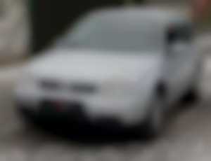 Volkswagen Golf 1.6i 16v 77kw KLIMA ALU odpDPH benzín